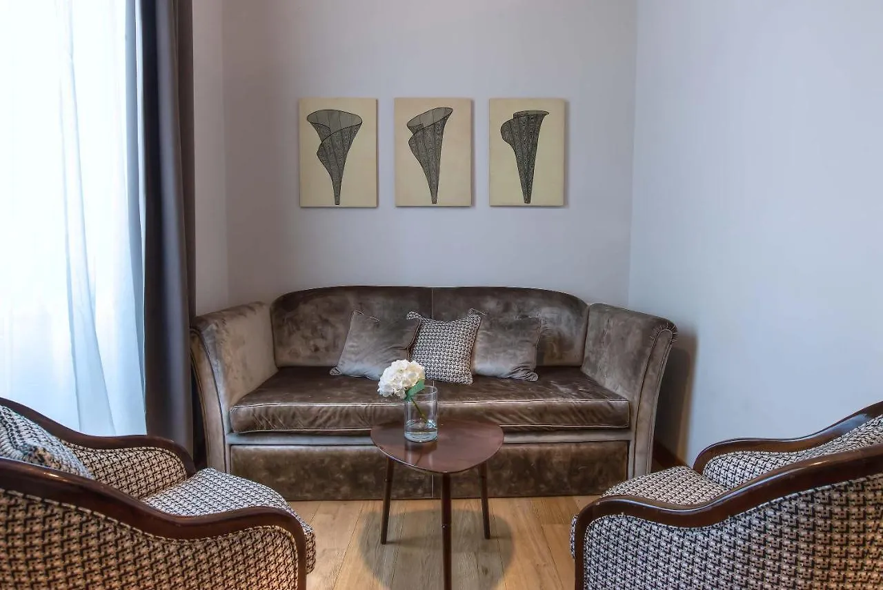 Relais Rione Ponte Hotel Rome 3*,